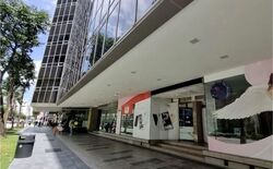 North Bridge Centre (D7), Retail #561975831